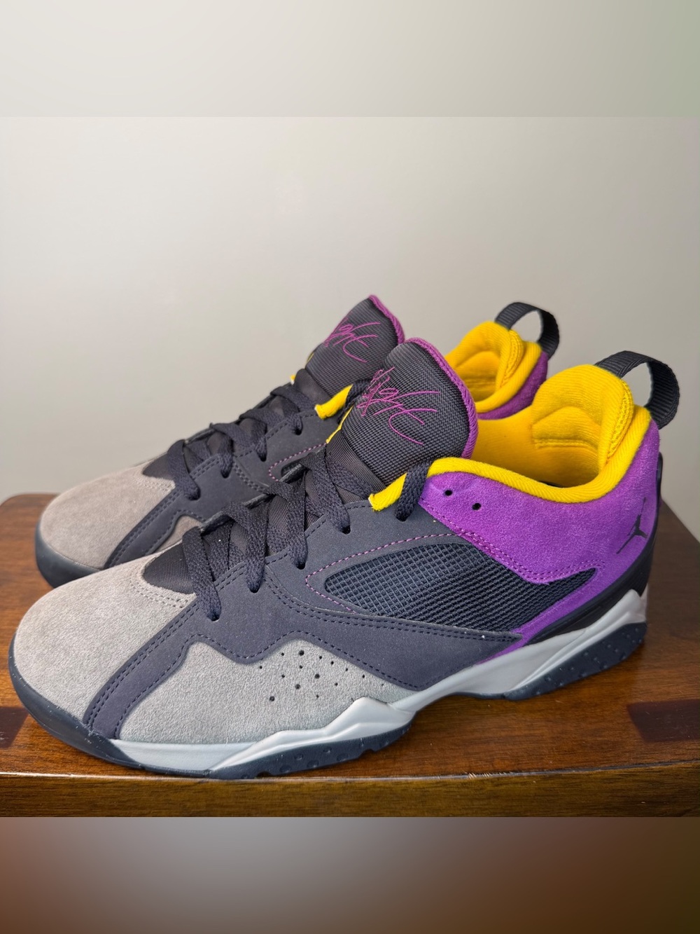 Jordan MVP 92 Oil Grey Viotech HQ3950-005 Men’s Size 11 New Without Box